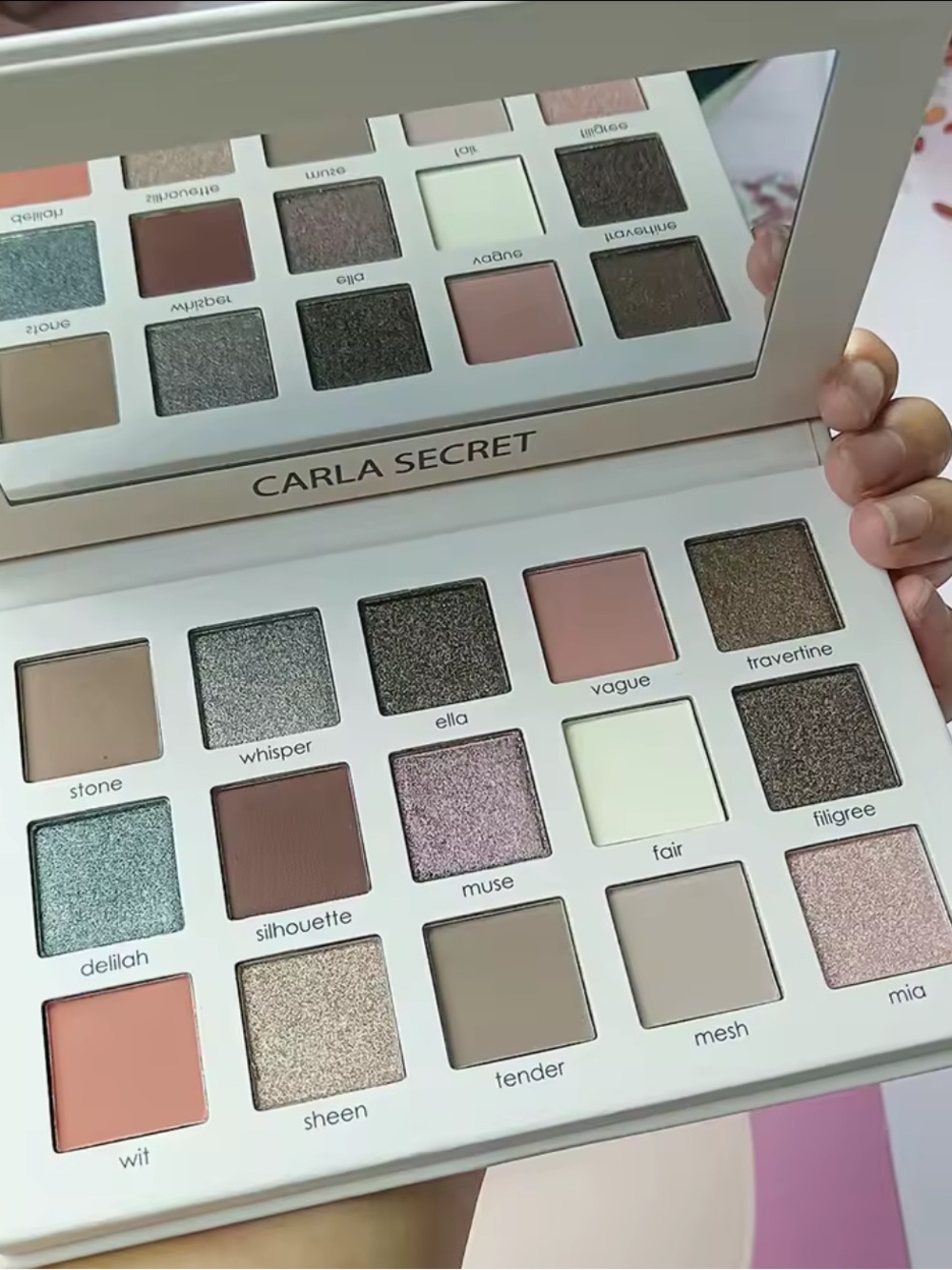 Carla Secret 16-Color Eyeshadow Palette - Pink & Neutral Mix